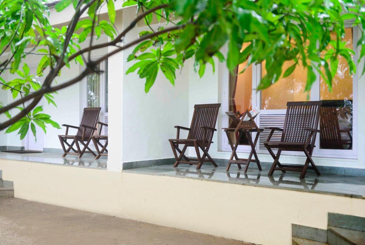 Manas Resort With Petting Zoo, Igatpuri Dış mekan fotoğraf