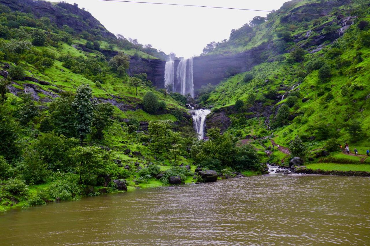 Manas Resort With Petting Zoo, Igatpuri Dış mekan fotoğraf