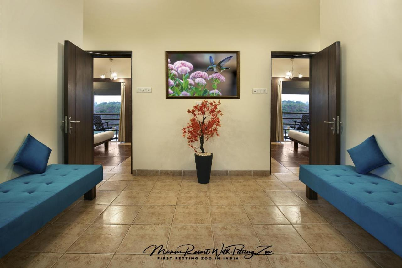 Manas Resort With Petting Zoo, Igatpuri Dış mekan fotoğraf